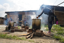 Alcald&iacute;a atiende afectados por alto nivel de caudal del r&iacute;o Cauca