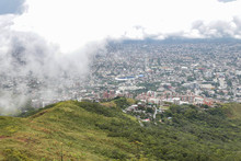 El proyecto tiene un &aacute;rea de intervenci&oacute;n aproximada de 73.000 mt2 de espacio p&uacute;blico y contempla cinco tramos