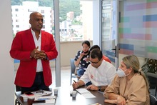 Distrito cale&ntilde;o y el Sena acordaron ampliar oferta educativa