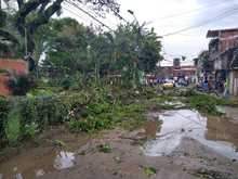 Educaci&oacute;n atiende afectaciones ocasionadas por fuertes lluvias en planteles escolares 
