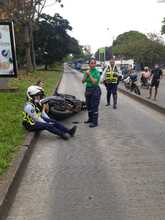 Movilidad Distrital rechaza agresi&oacute;n contra agente de tr&aacute;nsito