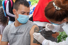 La comuna 13 vivi&oacute; una &lsquo;Feria de Servicios&rsquo; con oportunidades de empleo