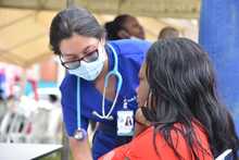 &lsquo;Domingazo por la mujer&rsquo; sigue llegando a los barrios con servicios integrales