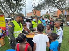 Cu&iacute;date Ve: una jornada de servicio, uni&oacute;n familiar y arte, presente en la comuna 21