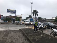 Secretar&iacute;a de Movilidad rechaza agresi&oacute;n contra agente de tr&aacute;nsito