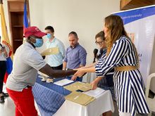 Con m&aacute;s de $18 millones fueron beneficiados hogares v&iacute;ctimas del conflicto en situaci&oacute;n de desplazamiento