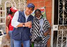 Los servidores p&uacute;blicos unidos por el Bienestar Social de la comuna 15