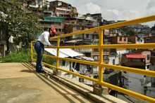 Entregan 36 muros de contenci&oacute;n por obras de urgencia manifiesta, en la comuna 20 