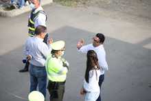 Agentes de tr&aacute;nsito acompa&ntilde;aron la caravana de Freddy Rinc&oacute;n