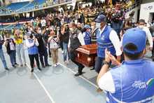 De nuevo como un equipo; as&iacute; despidieron a Rinc&oacute;n sus ex compa&ntilde;eros de futbol