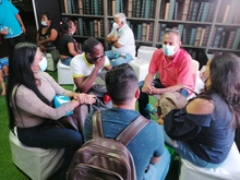 Los Libros Humanos "El contenido s&iacute; importa", presentes en la celebraci&oacute;n del D&iacute;a del Idioma