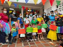 Cali Juega y la gran alegr&iacute;a de compartir con los ni&ntilde;os en el barrio Ulpiano Lloreda