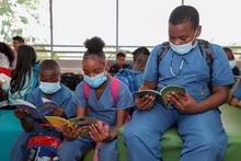 Reconocimiento del Ministerio de Educaci&oacute;n al plan de fomento de lectura y escritura