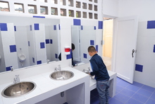 Con una inversi&oacute;n superior a los 9.960 millones de pesos avanzan obras en planteles rurales