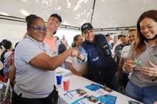 Migraci&oacute;n y discapacidad, temas priorizados por moradores del barrio Floralia