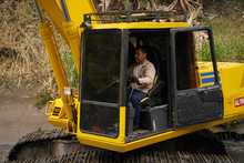 Durante el Plan de Choque, m&aacute;s de mil toneladas de basura se han recogido en el canal oriental 