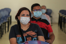 Capacitaci&oacute;n para acompa&ntilde;amiento reciben familiares de estudiantes con discapacidad visual 