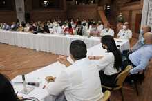 Se estableci&oacute; mesa de trabajo con gremio de ambulancias para verificar prestaci&oacute;n de sus servicios