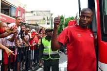 Adri&aacute;n Ramos, un &iacute;dolo plasmado en el coraz&oacute;n y en la pared