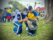 Alcald&iacute;a y comunidad se unieron para recuperar separador vial impactado por residuos