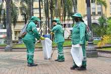 Inici&oacute; en la Plaza de Cayzedo el plan de choque para embellecer a Cali 