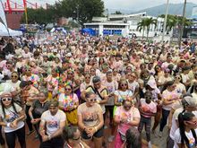 Una ola de colores se tom&oacute; la Calle 9