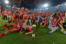 T&eacute;cnico campe&oacute;n y goleadora del Am&eacute;rica de Cali agradecieron apoyo de la Alcald&iacute;a 