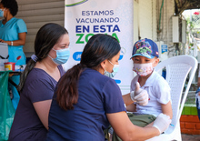 Vacunaci&oacute;n, la mejor aliada para evitar complicaciones por covid en temporada de lluvias