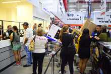 Segundo &lsquo;D&iacute;a sin IVA&rsquo; transcurre con tranquilidad y seguridad en Cali