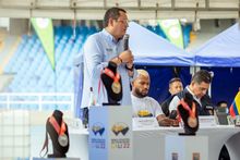 Embajador del Mundial Sub 20 de Atletismo encabez&oacute; entrega de las medallas en el Pascual Guerrero