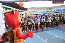 La carrera por la vida de 16 habitantes de calle en la Media Marat&oacute;n de Cali