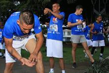 La carrera por la vida de 16 habitantes de calle en la Media Marat&oacute;n de Cali