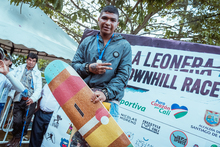 Dos kil&oacute;metros de descenso en patines en solo 127 segundos