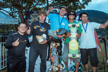 Dos kil&oacute;metros de descenso en patines en solo 127 segundos