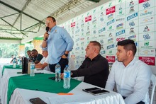 Secretar&iacute;a del Deporte, de taquito con el &aacute;lbum del Deportivo Cali