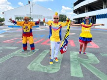 &lsquo;El Cole&rsquo; lleg&oacute; persiguiendo a la Selecci&oacute;n Colombia y se reencontr&oacute; con su &lsquo;novia&rsquo; en Cali