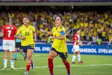 Cali acompa&ntilde;&oacute; a la Selecci&oacute;n y Colombia venci&oacute; a Paraguay en el inicio de Copa Am&eacute;rica 