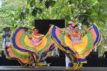 El Hormiguero vibr&oacute; al son del folclor colomboecuatoriano 