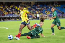 Colombia le gan&oacute; 3-0 a Bolivia y es l&iacute;der del Grupo A de la Copa Am&eacute;rica Femenina
