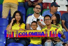 Las &lsquo;Superpoderosas&rsquo; cautivan a ni&ntilde;as y ni&ntilde;os con su f&uacute;tbol