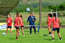 &ldquo;Cali se ha convertido en un fort&iacute;n&rdquo;: Nelson Abad&iacute;a, D.T. selecci&oacute;n Colombia en Conmebol Copa Am&eacute;rica Femenina