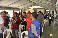 Que retumbe el sonido de la vida y paz, en las orquestas de las barras populares