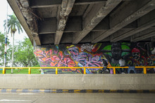 Por reparaci&oacute;n del puente del Club Colombia habr&aacute; cierre de un carril y medio