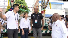 Calurosa bienvenida a ‘Mike’ Powell en la Institución Educativa Simón Rodríguez