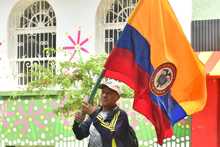 Con tranquilidad y alegr&iacute;a, cale&ntilde;os presenciaron la posesi&oacute;n presidencial en el Bulevar del Rio