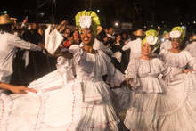 La magia de Mano e&rsquo; currulao del IPC cierra el Petronio