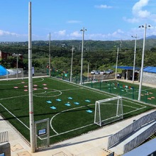 Con el Parque Los Pinos, la comuna 18 dispone de 25,000 mt2 para diversi&oacute;n