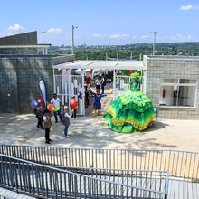 Con el Parque Los Pinos, la comuna 18 dispone de 25,000 mt2 para diversi&oacute;n
