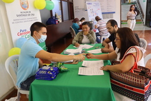 Servidores p&uacute;blicos realizaron encuestas investigativas de forma presencial en el CAM