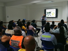 Se capacitan 50 j&oacute;venes como reguladores de tr&aacute;nsito 